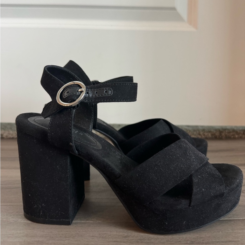 H&M Divided Black Suede Platform Sandals